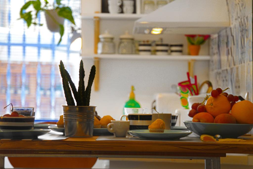 Casa Tortilla Sant Antoni Барселона Номер фото